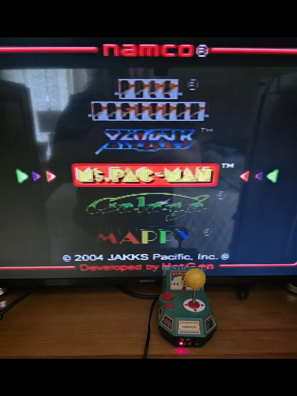 Namco Ms. Pac-Man 5-in-1 TV Plug N Play 2004 Jakks Pacific Vintage Game